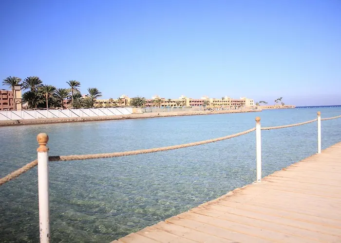 Sea La Vie Furnteched, Central, Front, Free Wifi *