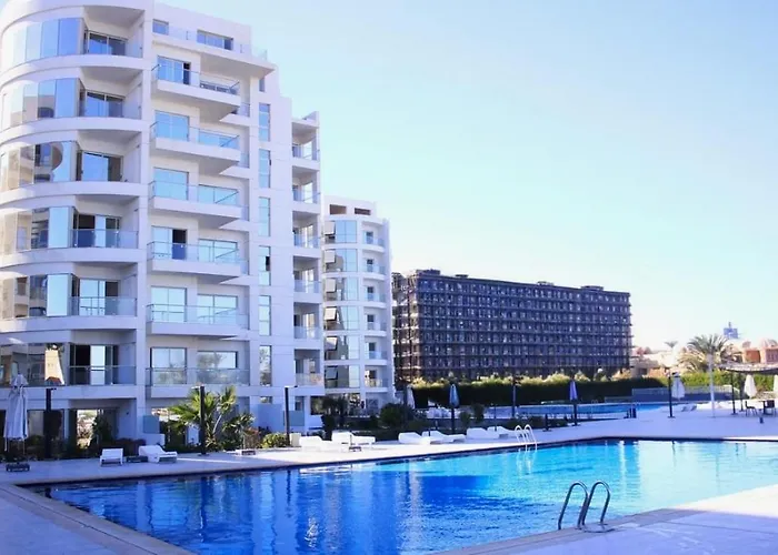 Apartment Sea La Vie Furnteched, Central, Front, Free Wifi