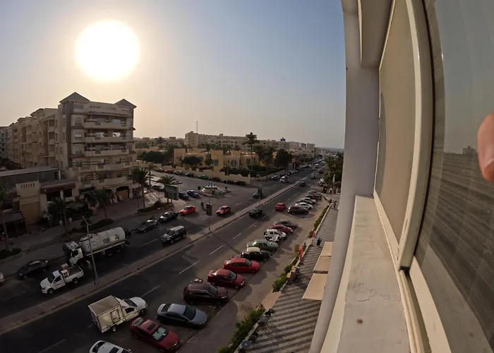 Apartment Sea La Vie Furnteched, Central, Front, Free Wifi *